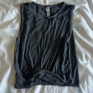 Alo Crop Top - super cute! Size XS